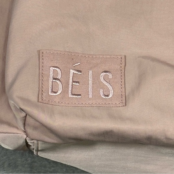 Beis The Sport Carryall Atlas Pink Gym Travel Laptop Tote Multi Pocket Bag - Picture 3 of 14